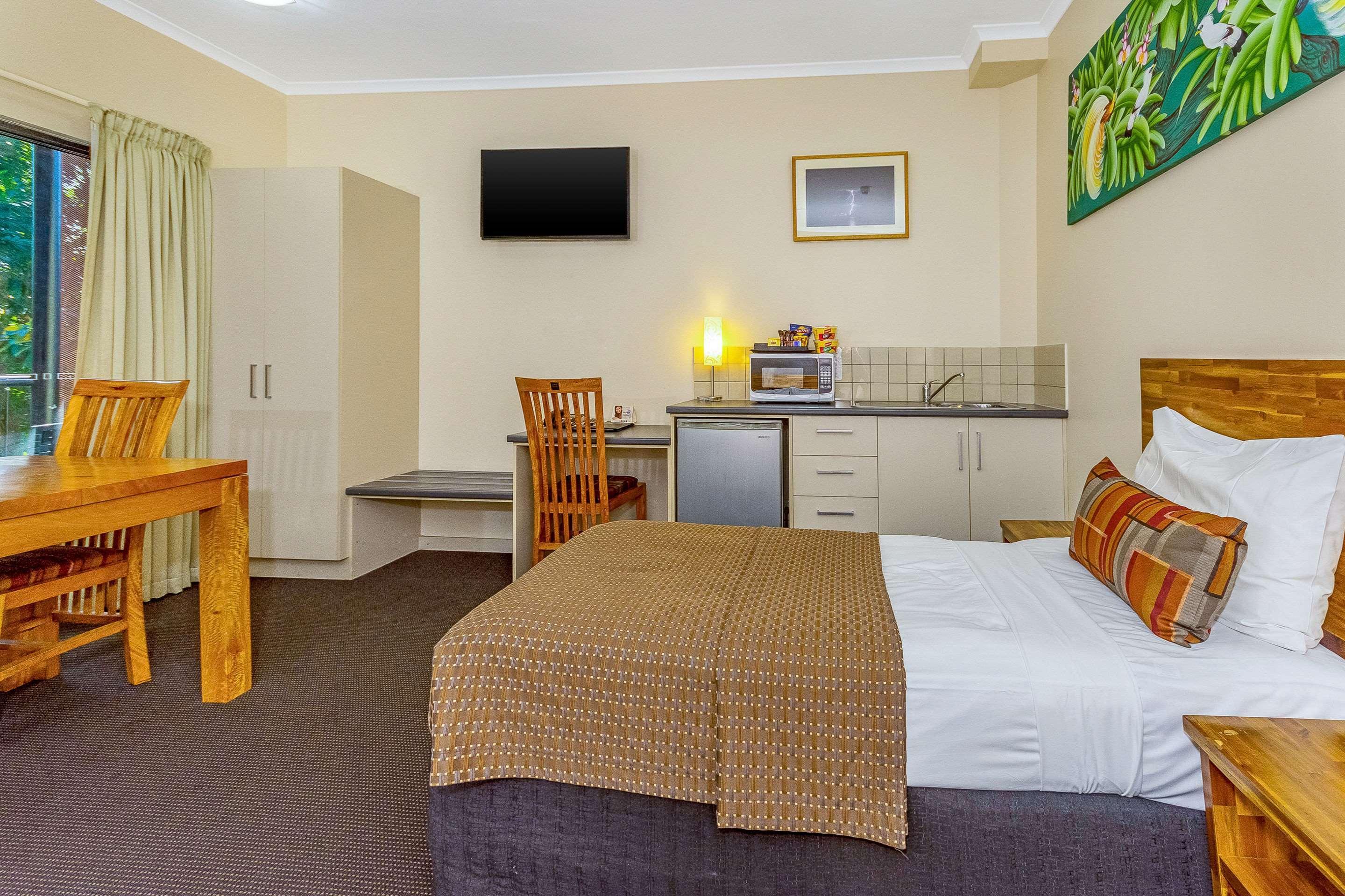 Quality Hotel Darwin Airport Exteriör bild Studio apartment